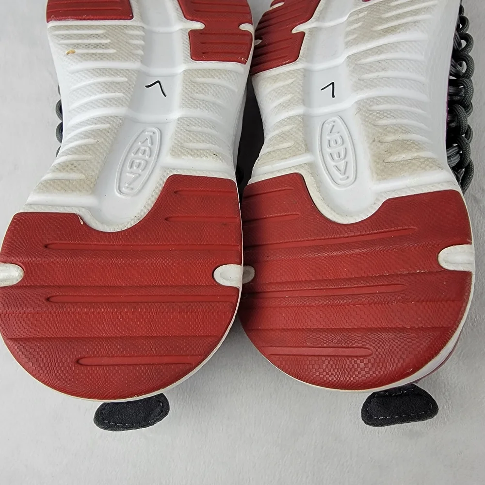 Keen Uneek O2 Sport Sandals‎ 1015485 Gray Red Size 4 Paracord Watershoes Hiking